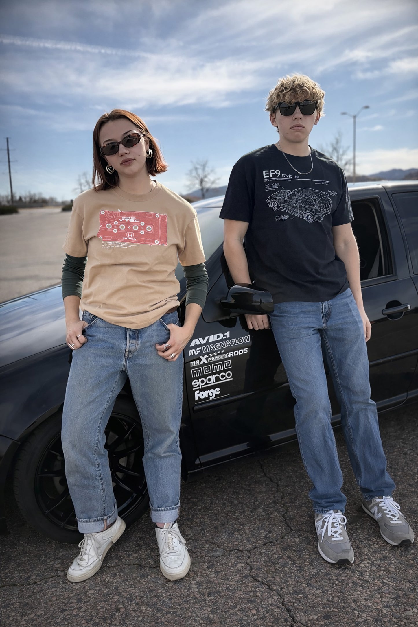 EF9 - Honda Civic SiR // White Lines, Dark Shirt